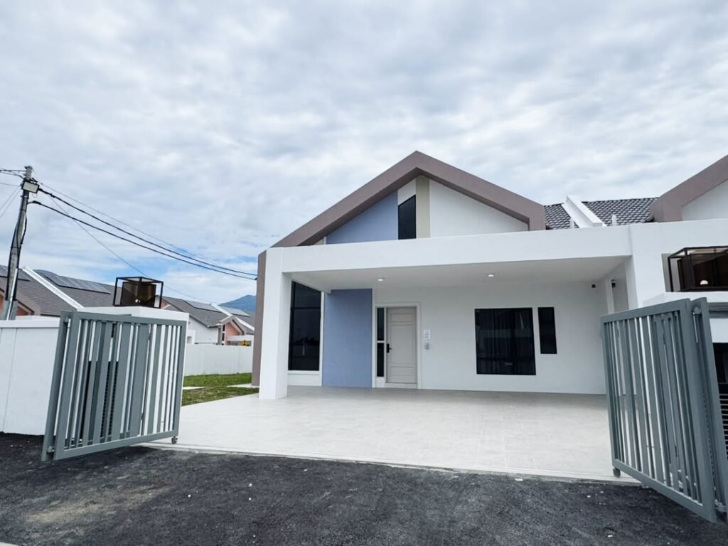 Klemeru (Phase 5) single-storey semi-detached house at Klebang, Ipoh